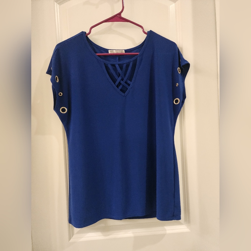 89th & Madison Royal Blue Top